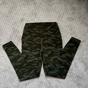 Women's Buttery Soft Camouflage Leggings